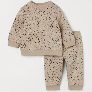 H&M Toddler Tan Polka Dot 2 Piece Sweatsuit - 3T